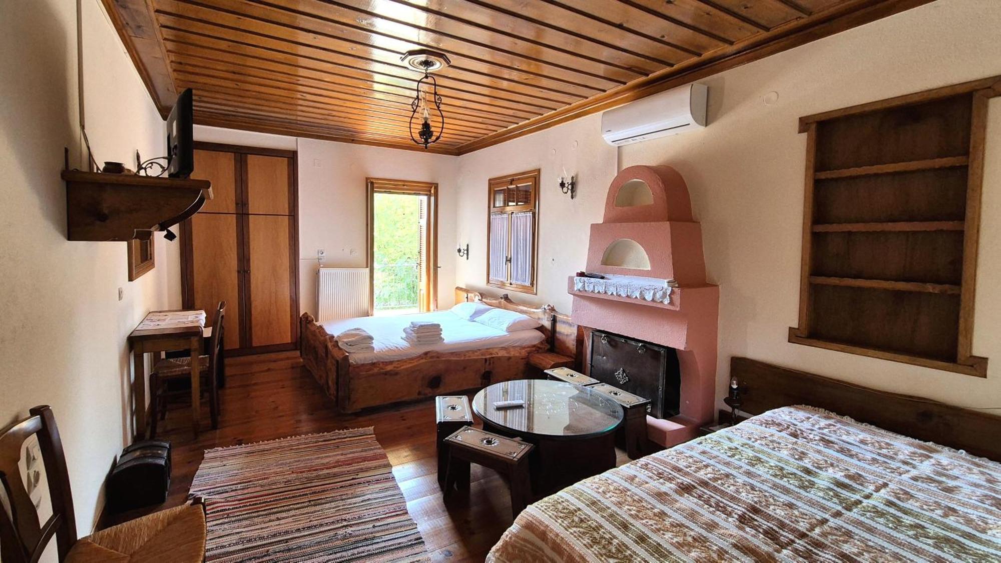 Traditional Guesthouse Marousio Rodavgi Екстер'єр фото