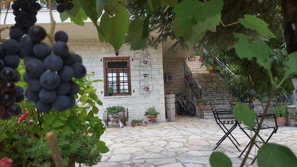 Traditional Guesthouse Marousio Rodavgi Екстер'єр фото